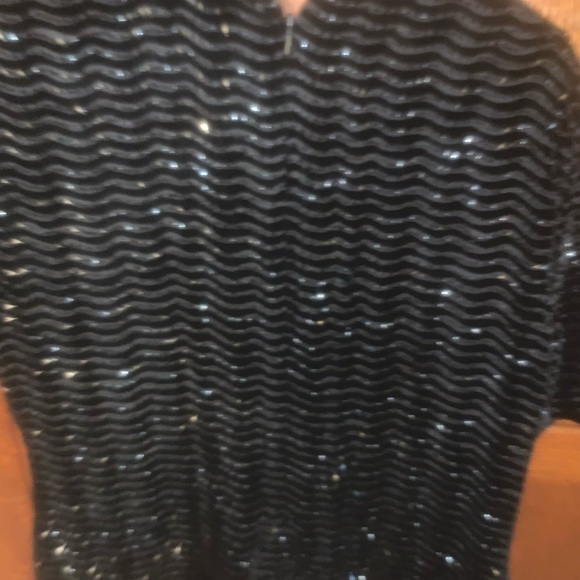 RICKIE FREEMAN FOR TJ NITES BLACK SEQUIN TOP SIZE 4 SMALL - Picture 3 of 3